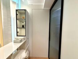 The Lincoln Modern (D11), Apartment #576795441
